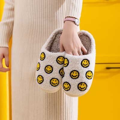 Melody Smiley Face Slippers - Yellow Smile Mix