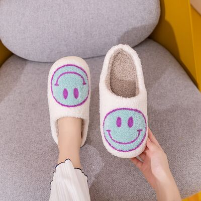 Melody Smiley Face Slippers - White/Sky Blue