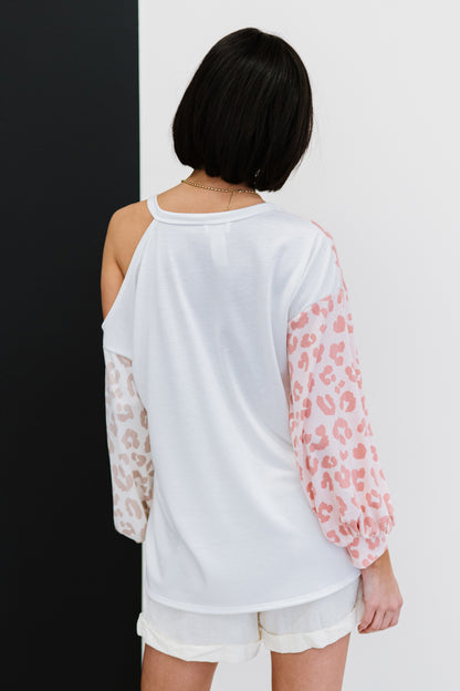 BiBi Just Wanna Have Fun Printed French Terry Top in Blush/Oatmeal
